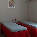Talo Kainuun Korvessa Kiekinkoskella