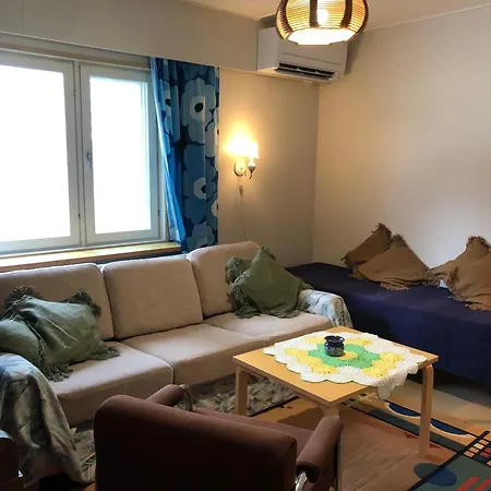 Talo Kainuun Korvessa Kiekinkoskella * Kuhmo