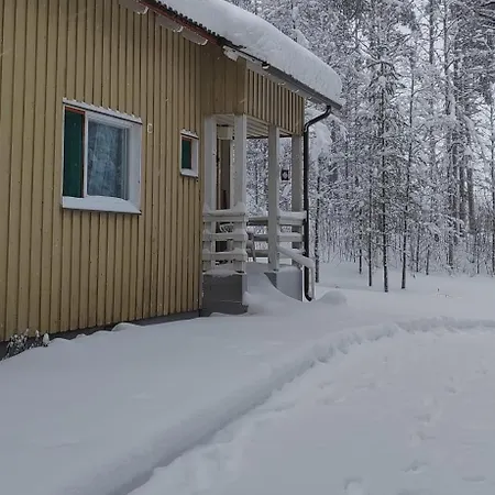 Chalé Talo Kainuun Korvessa Kiekinkoskella