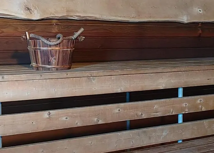 Talo Kainuun Korvessa Kiekinkoskella *